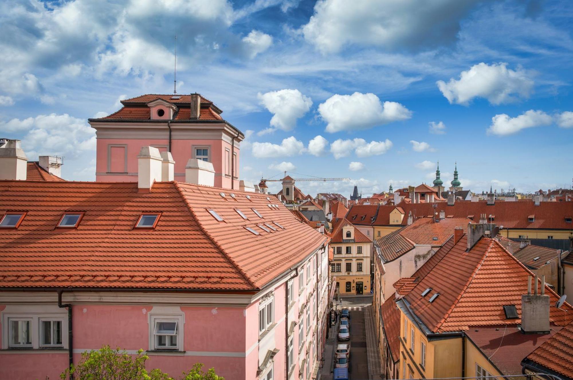 3 Epoques Apartments By Adrez, Prague